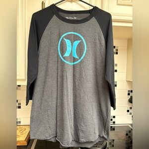 Hurley Men's Gray and Black Long Sleeve Tee